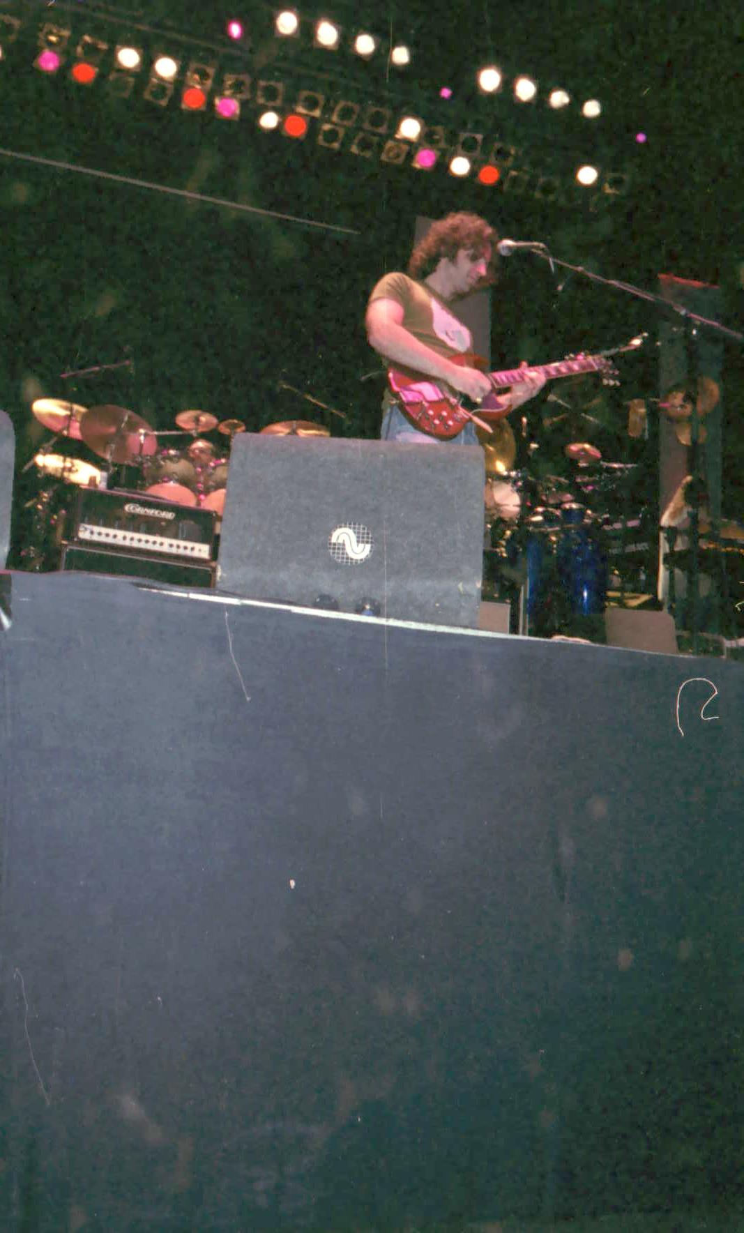 spgm/gal/Zappa plays Zappa/ZPZ9-1AMS.JPG